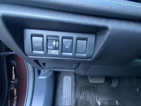 Used 2024 Subaru Outback Limited w/ Popular Package #2 image 16