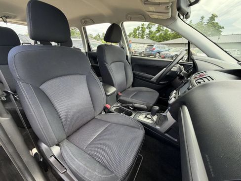 Used 2016 Subaru Forester 2.5i w/ Alloy Wheel Package AWD/4WD image 15
