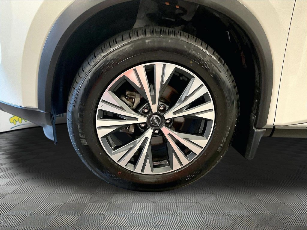 Certified 2023 Nissan Rogue SV AWD/4WD image 6