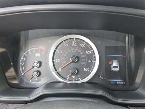 Used 2022 Toyota Corolla Cross LE w/ Moonroof Package FWD image 15