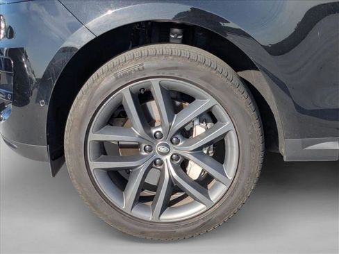 Used 2024 Land Rover Range Rover Sport SE AWD/4WD image 19