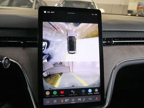 Certified 2025 Volvo EX90 Ultra image 36