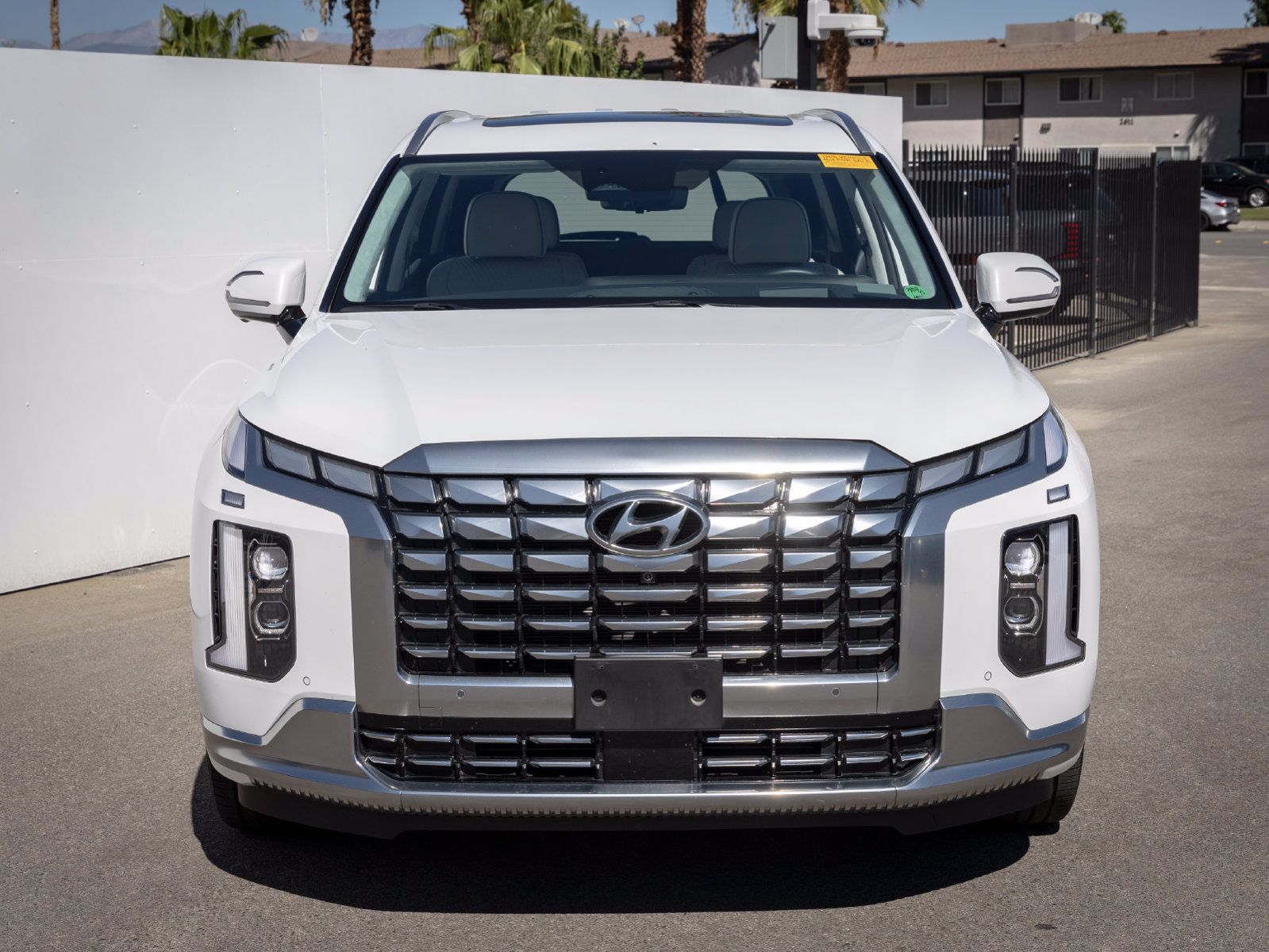 Used 2024 Hyundai Palisade Calligraphy FWD image 4