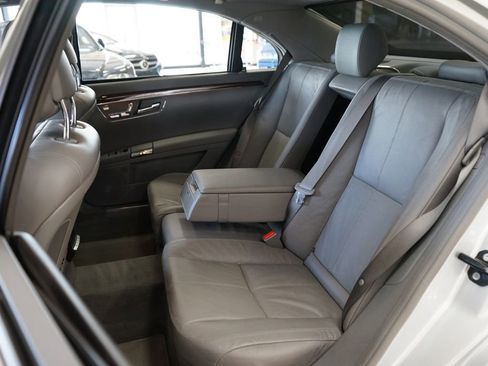 Used 2008 Mercedes-Benz S 550 4MATIC w/ AMG Sport Pkg image 53