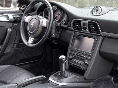Used 2009 Porsche 911 Carrera S RWD image 52
