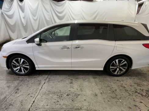 Used 2023 Honda Odyssey Touring image 5