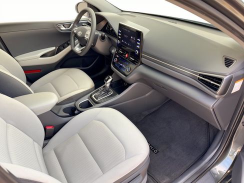 Used 2022 Hyundai Ioniq Blue FWD image 30