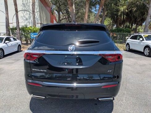 Used 2024 Buick Enclave Essence w/ Sport Touring Edition image 6