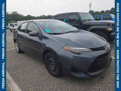 Certified 2017 Toyota Corolla LE FWD image 1