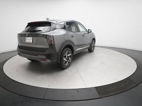 Certified 2025 Nissan Kicks SV image 35