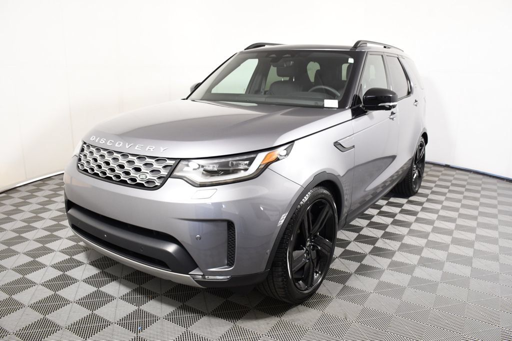 Certified 2025 Land Rover Discovery S AWD/4WD image 1