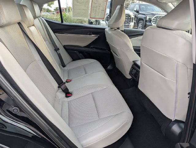 Used 2026 Toyota Camry XLE AWD/4WD image 29