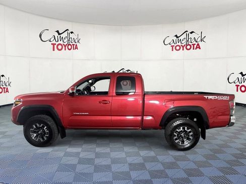 Used 2022 Toyota Tacoma TRD Off-Road w/ TRD Premium Off Road Package AWD/4WD image 5