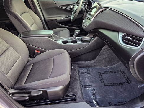 Certified 2024 Chevrolet Malibu LT image 38