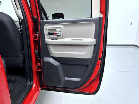 Used 2010 Dodge Ram 1500 Truck SLT w/ Remote Start & Security Group AWD/4WD image 17