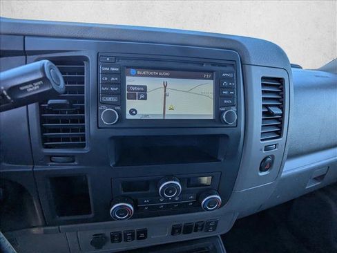 Used 2019 Nissan NV 3500 SL image 17