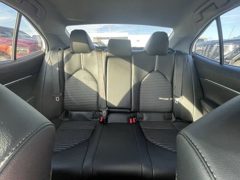 Used 2023 Toyota Camry SE image 25