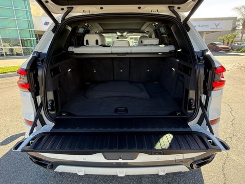 Certified 2023 BMW X5 xDrive40i w/ M Sport Package image 17