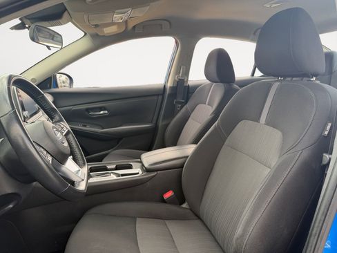 Used 2023 Nissan Sentra SV image 9