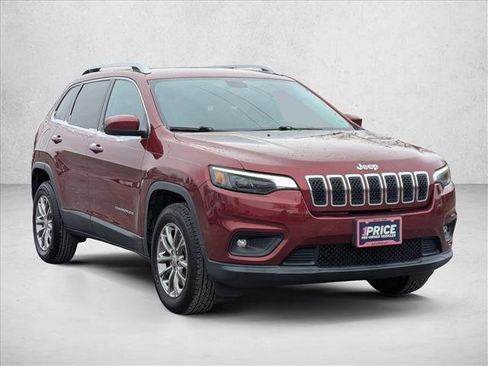 Used 2019 Jeep Cherokee Latitude Plus w/ Cold Weather Group image 3