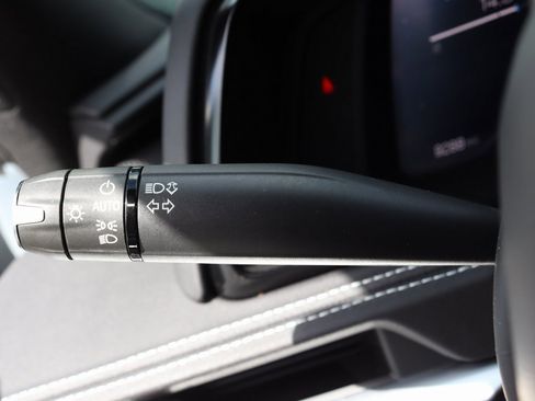 Used 2021 Chevrolet Corvette Stingray Convertible w/ 1LT image 32