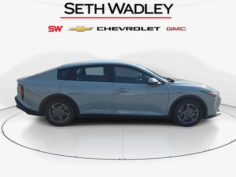 Used 2025 Kia K4 FWD image 8