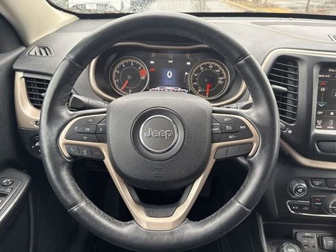 Used 2016 Jeep Cherokee High Altitude image 22