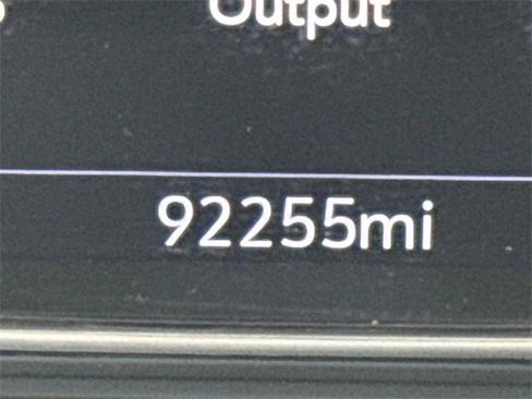 Used 2021 GMC Sierra 1500 AT4 w/ AT4 Premium Package image 32