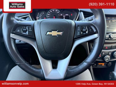 Used 2019 Chevrolet Trax LT w/ Redline Edition image 21