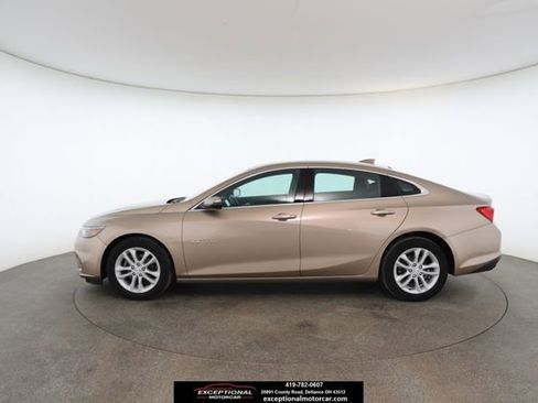 Used 2018 Chevrolet Malibu LT image 6
