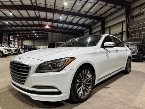 Used 2016 Hyundai Genesis 3.8 w/ Option Group 04 RWD image 9