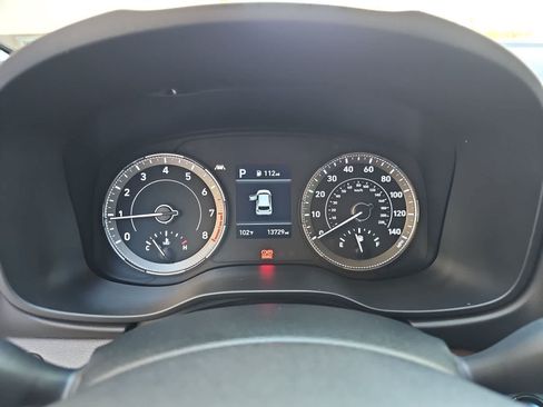 Used 2022 Hyundai Venue Limited FWD image 22