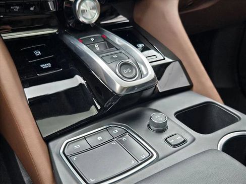 Used 2024 Acura MDX FWD w/ Technology Package image 12