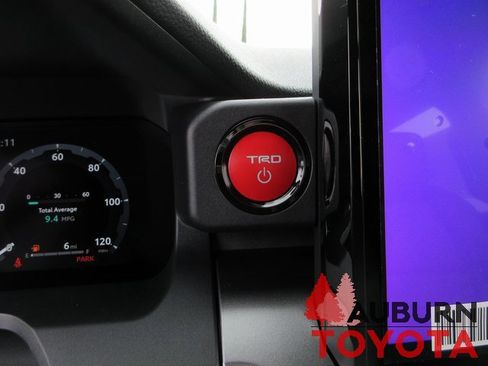 New 2025 Toyota 4Runner TRD Off-Road Premium image 12