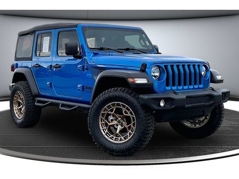 Used 2022 Jeep Wrangler Unlimited Sport AWD/4WD image 2