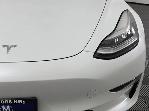 Used 2020 Tesla Model 3 Standard Range Plus RWD image 4