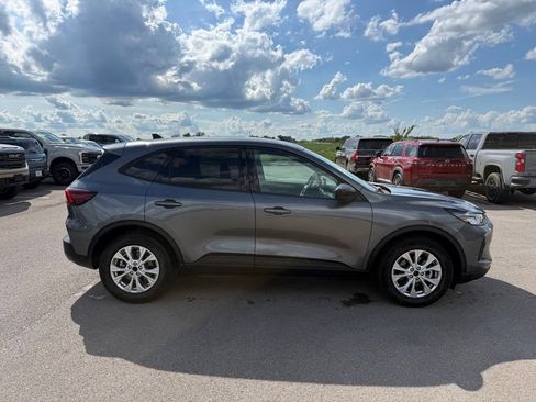 Used 2025 Ford Escape Active FWD image 16