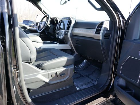 Used 2022 Ford F350 Lariat w/ Lariat Ultimate Package image 32