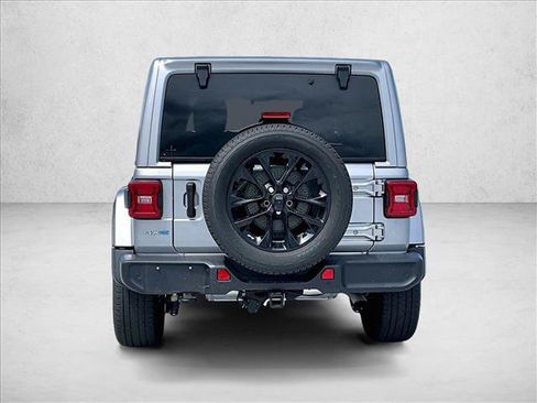 Used 2021 Jeep Wrangler Unlimited Sahara w/ Safety Group AWD/4WD image 4