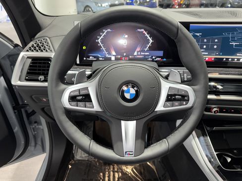 New 2026 BMW X5 xDrive40i w/ M Sport Package AWD/4WD image 16