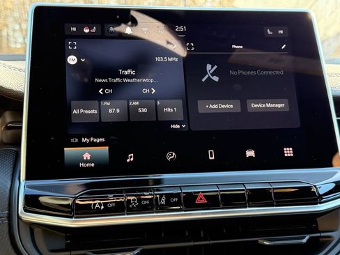 New 2026 Jeep Compass Latitude image 19