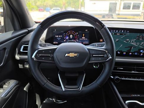 New 2026 Chevrolet Traverse LT w/ Enhanced Driving Package FWD image 16