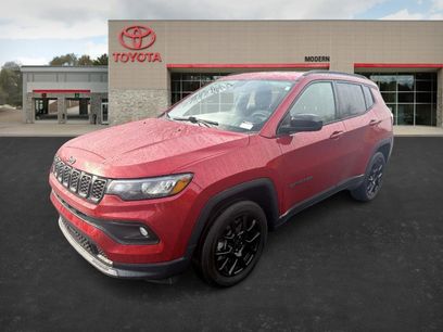 Used 2025 Jeep Compass Latitude w/ Altitude Special Edition