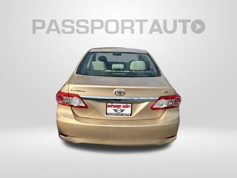 Used 2011 Toyota Corolla LE FWD image 7