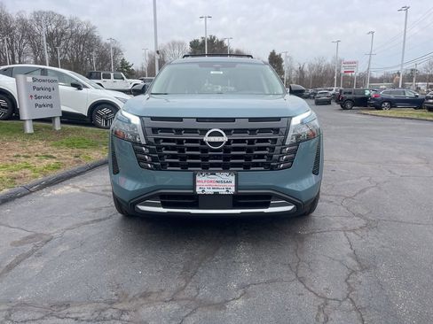 New 2026 Nissan Pathfinder SL image 10