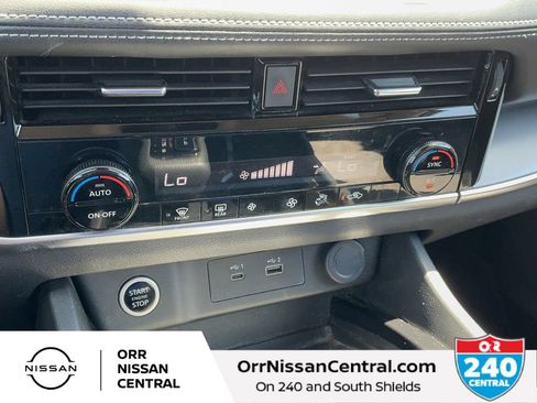 Used 2021 Nissan Rogue SV AWD/4WD image 23