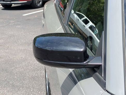 Used 2023 Dodge Charger SXT RWD image 11