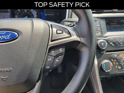 Certified 2017 Ford Fusion SE FWD image 23