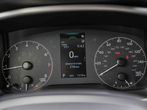 Certified 2025 Toyota Corolla SE image 24