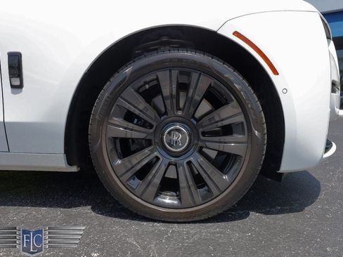 Used 2024 Rolls-Royce Ghost AWD/4WD image 47